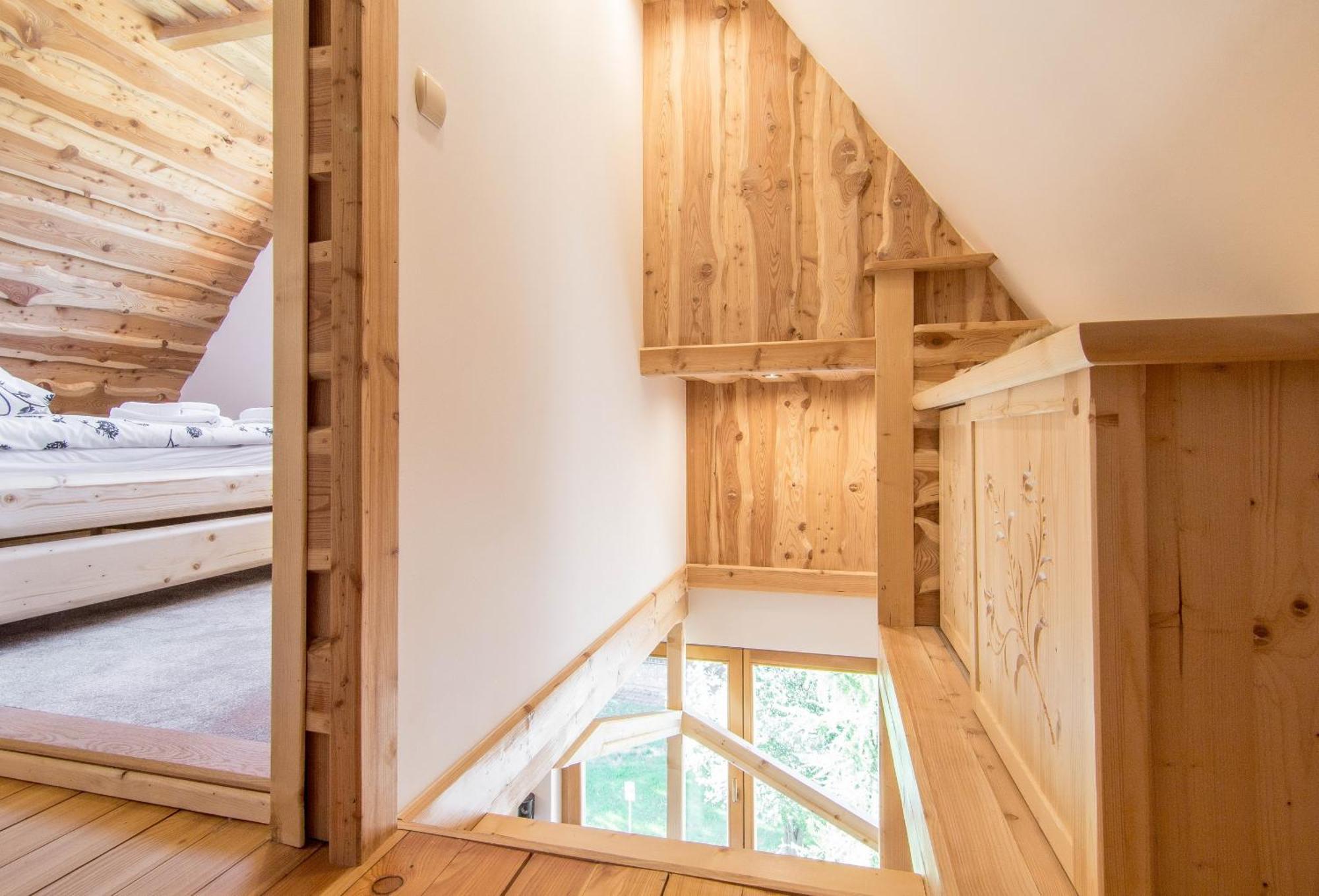 Apartamenty Kiry Zakopane Kościelisko Rom bilde