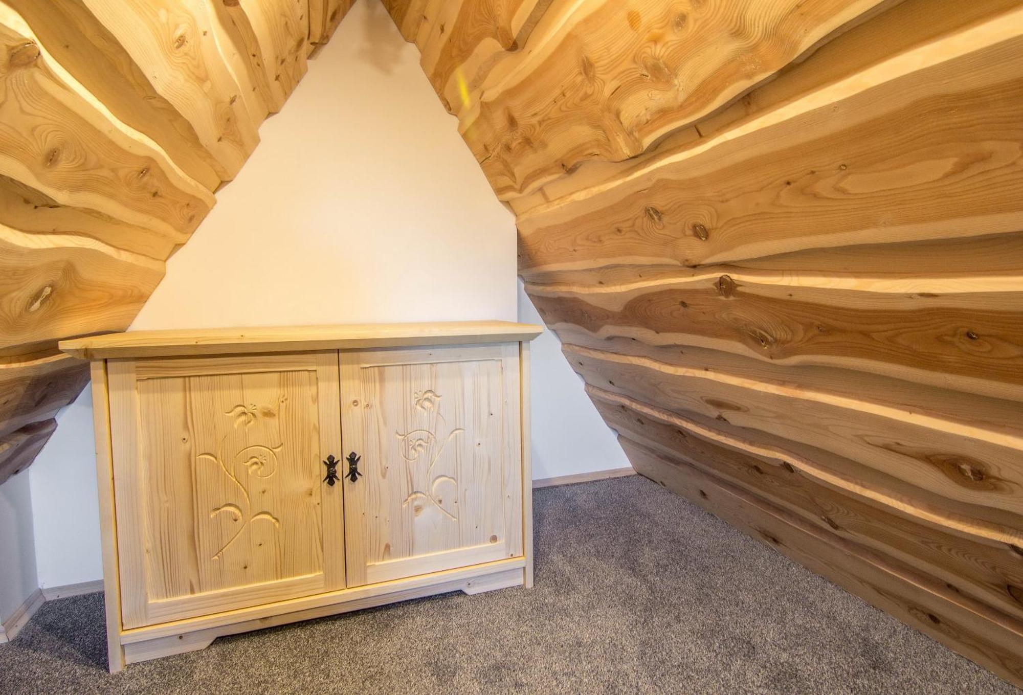 Apartamenty Kiry Zakopane Kościelisko Rom bilde